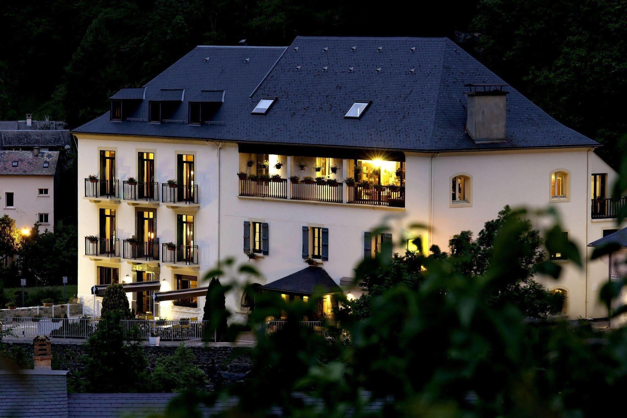 Logis Hotel La Breche De Roland Gèdre Exterior foto